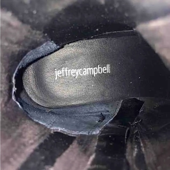 Jeffrey Campbell Black Faux Snakeskin Chelsea Leather Boots Shoes **Size 7** - Picture 8 of 10